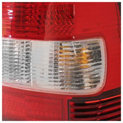 LanternaTraseiraPajero-5