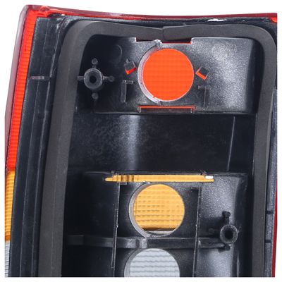 Lanterna-Traseira-Omega-6