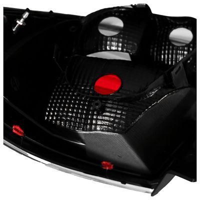 Lanterna-Traseira-Prisma-6