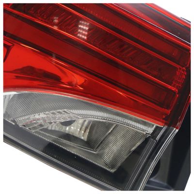 LanternaTraseiraHilux-6