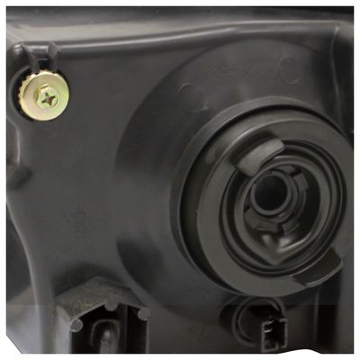 Farol-Principal-Mitsubishi-Pajero-5