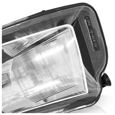 Farol-de-Milha-Volkswagen-Voyage-4