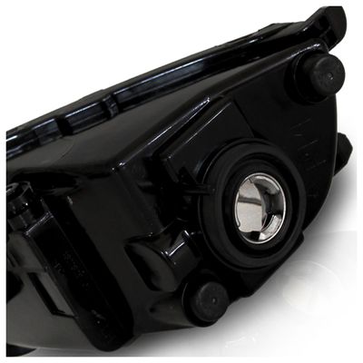 Farol-de-Milha-Volkswagen-Voyage-6