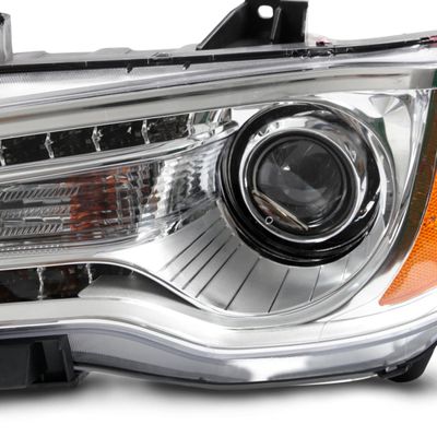 Farol-Principal-Chrysler-300c-2