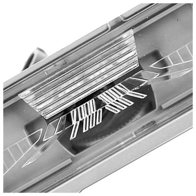 Luz-de-Placa-Etios-4 Luz-de-Placa-Etios-4