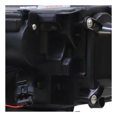 Farol-Principal-Volkswagen-Polo6