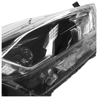 Farol-Principal-Nissan-Kicks3