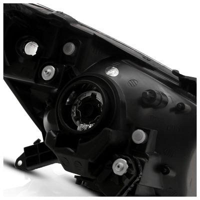 Farol-Principal-Toyota-Rav45