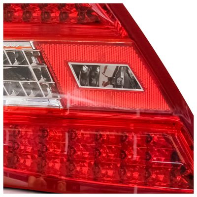 Lanterna-Traseira-Classe-C4 Lanterna-Traseira-Classe-C4